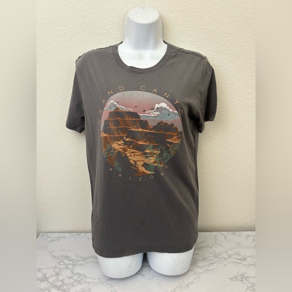Time and Tru Tops - Time & Tru Grand Canyon Shirt Crew Neck Short Sleeve Graphic Tee Size S Gray